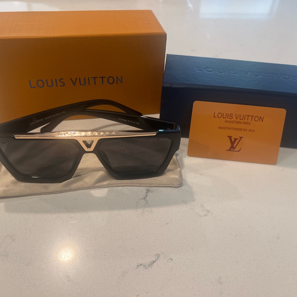 Louis Vuitton 1.1 Evidence